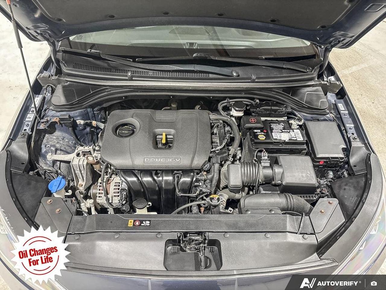 2020 Hyundai Elantra Ultimate IVT Photo