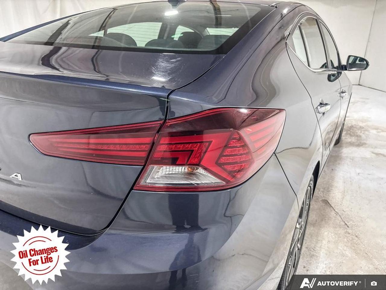 2020 Hyundai Elantra Ultimate IVT Photo