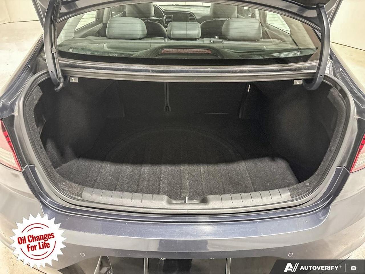 2020 Hyundai Elantra Ultimate IVT Photo