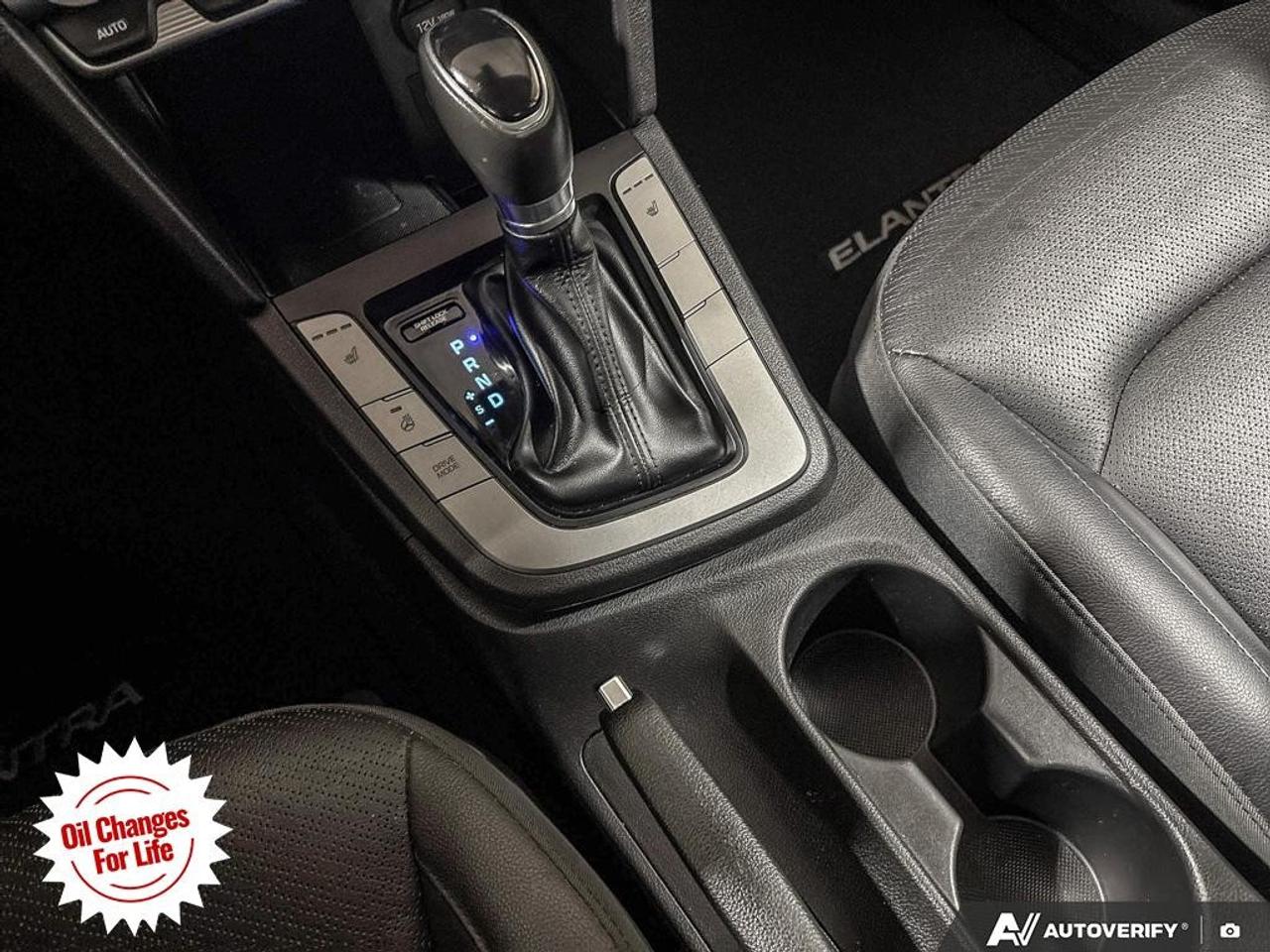 2020 Hyundai Elantra Ultimate IVT Photo