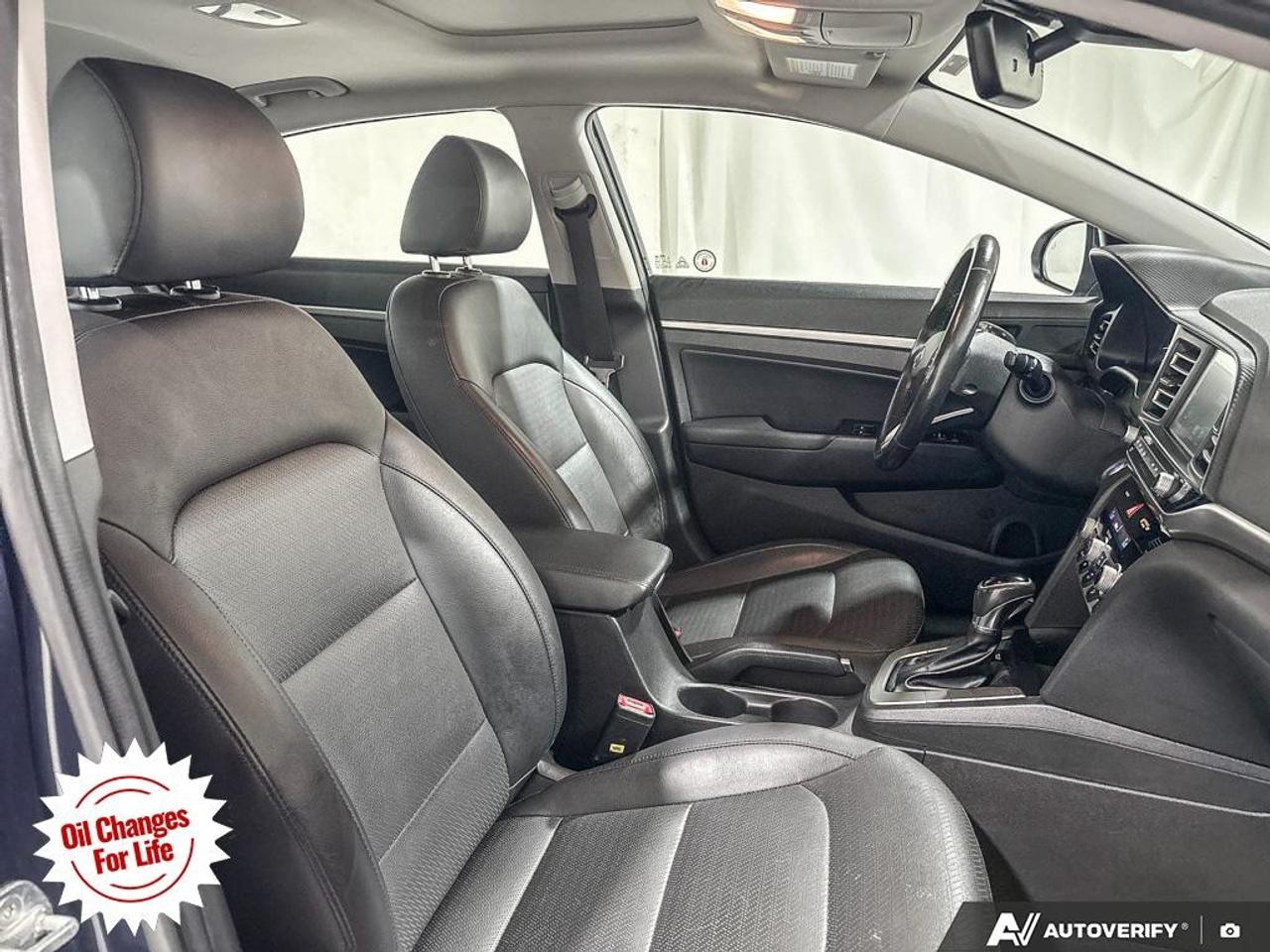 2020 Hyundai Elantra Ultimate IVT Photo
