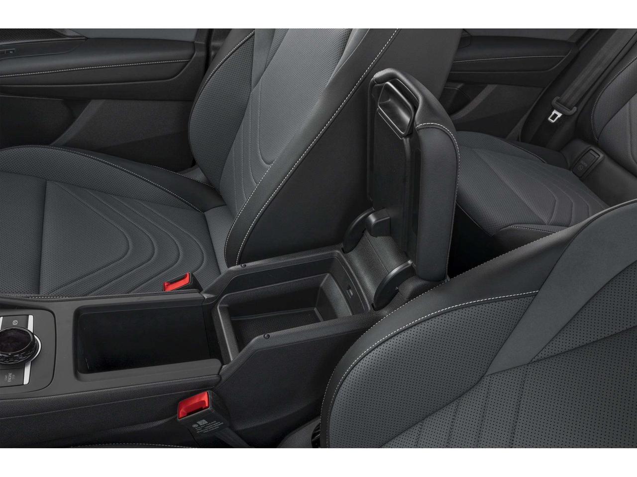 2026 Volkswagen Tiguan 4Motion Photo