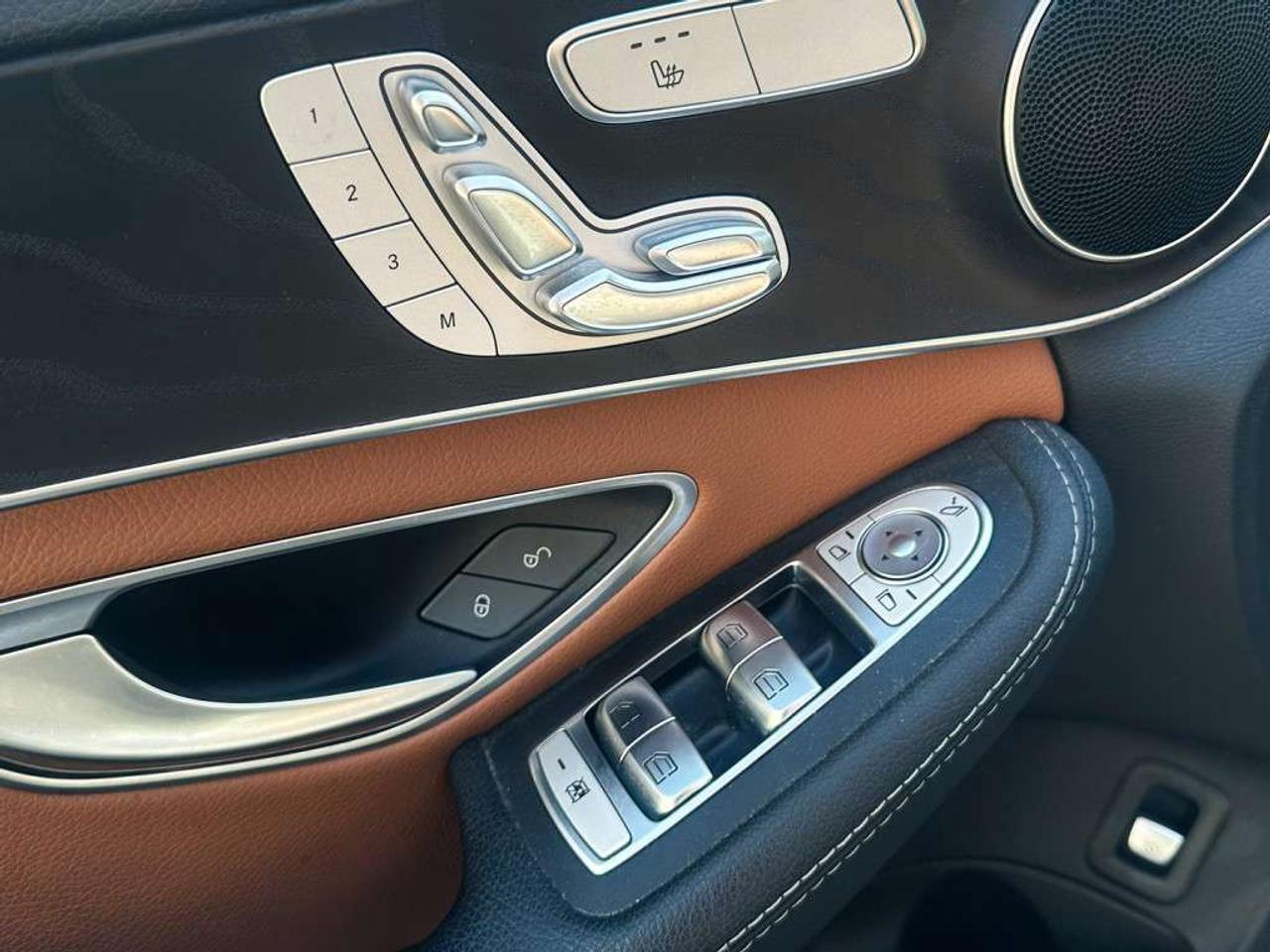 2020 Mercedes-Benz C-Class C300 4MATIC SUNROOF AMG ALLOYS LEATHER SEATS Photo