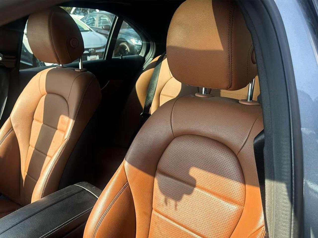 2020 Mercedes-Benz C-Class C300 4MATIC SUNROOF AMG ALLOYS LEATHER SEATS Photo
