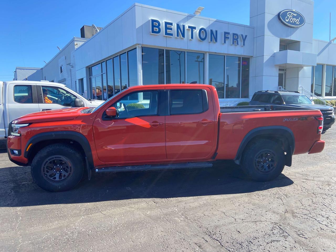 2025 Nissan Frontier  Photo