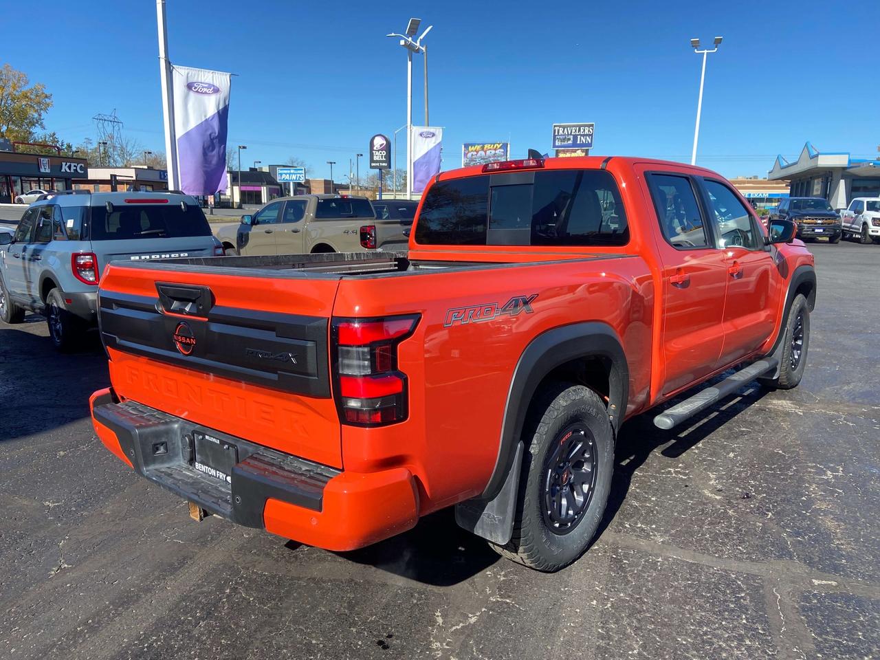 2025 Nissan Frontier  Photo