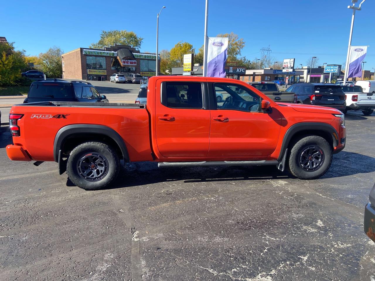 2025 Nissan Frontier  Photo