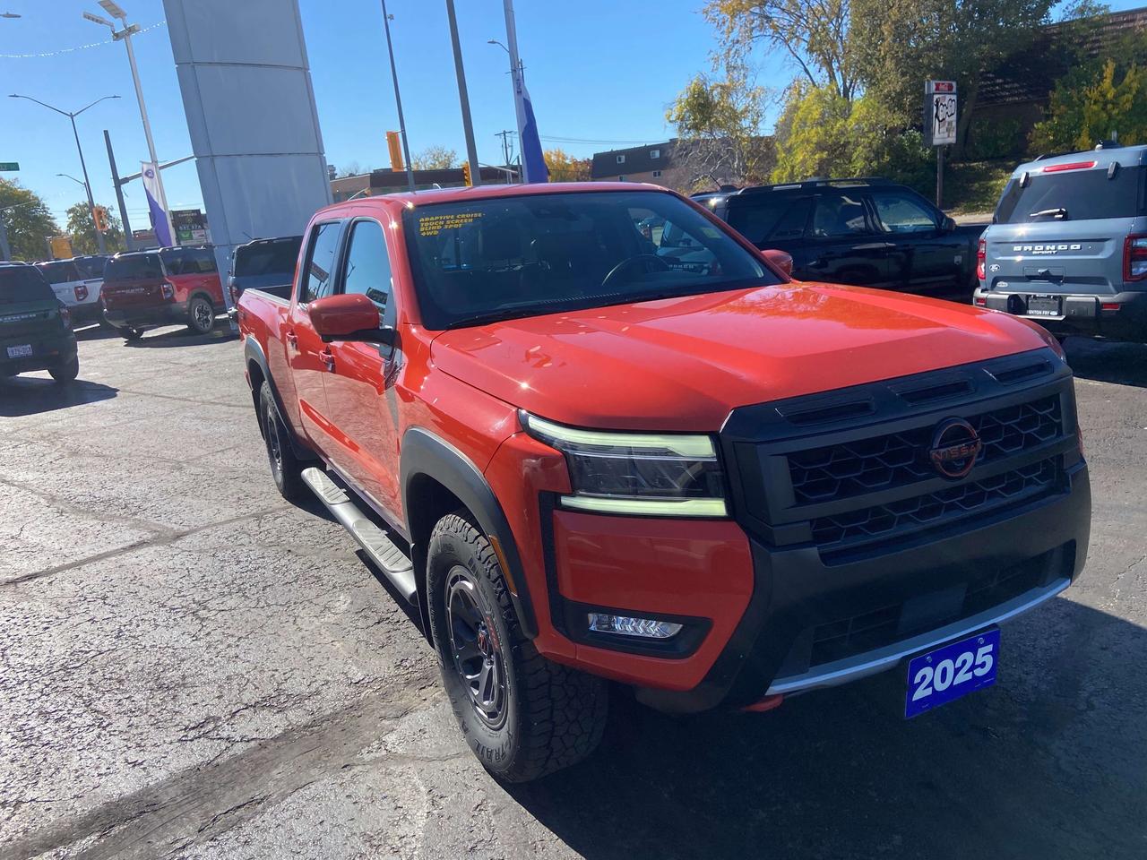 2025 Nissan Frontier  Photo