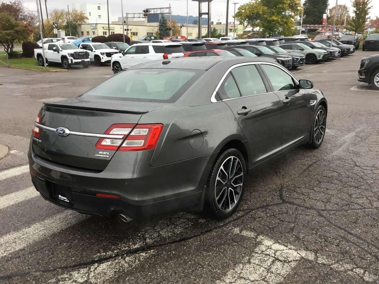 2017 Ford Taurus 4DR SDN SEL FWD Photo