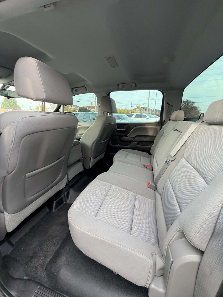 2015 GMC Sierra 1500 4WD Crew Cab Photo