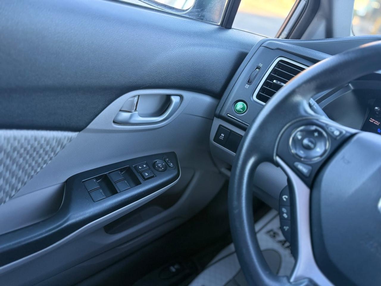 2015 Honda Civic LX Photo