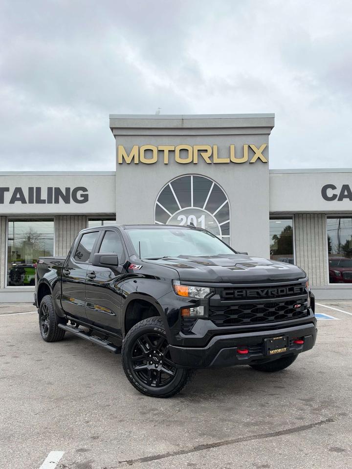 2022 Chevrolet Silverado 1500 4WD Crew Cab Custom Trail Boss Photo1