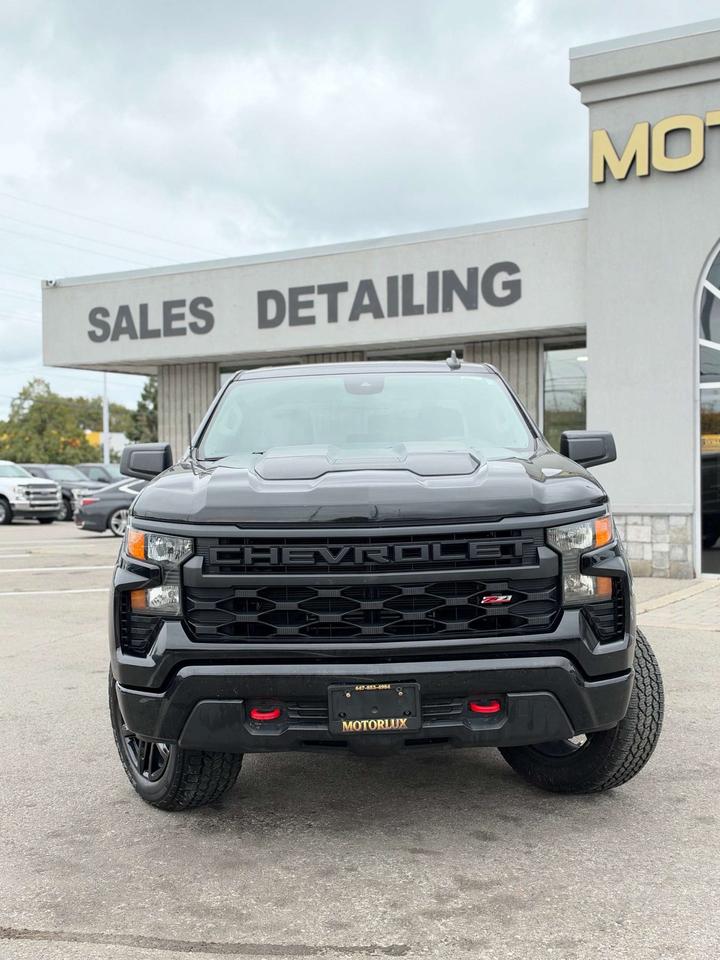 2022 Chevrolet Silverado 1500 4WD Crew Cab Custom Trail Boss Photo