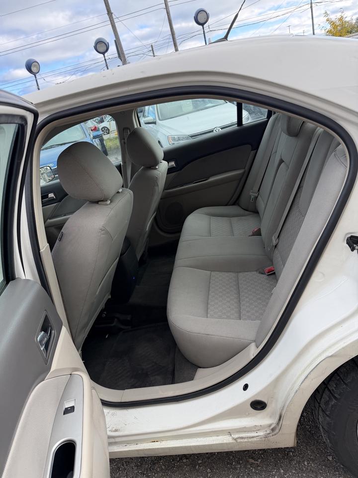 2011 Ford Fusion SEL Photo