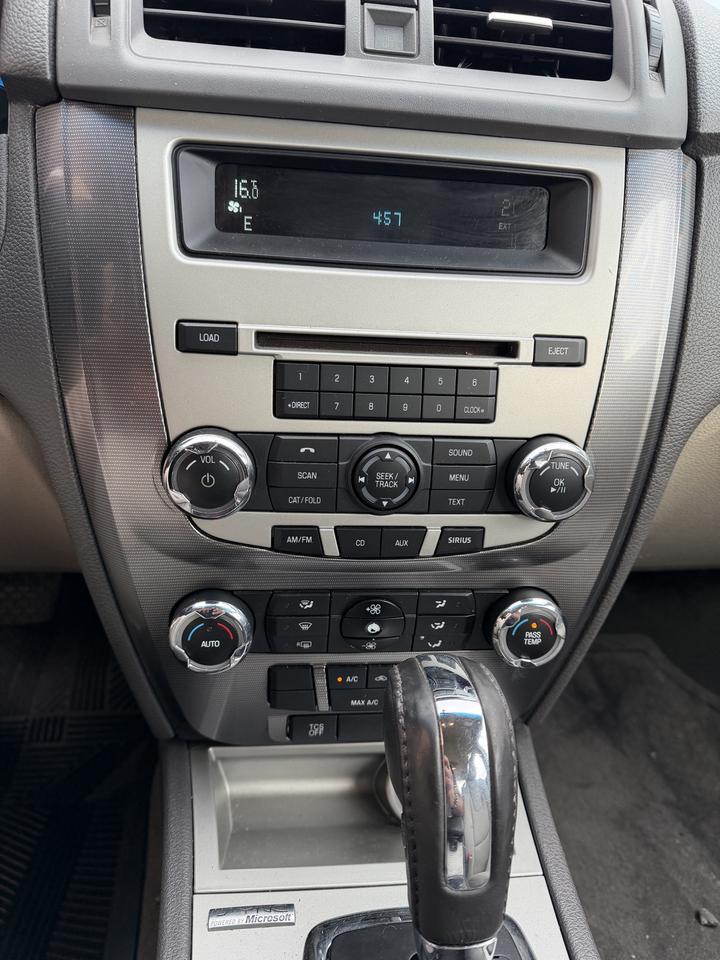2011 Ford Fusion SEL Photo