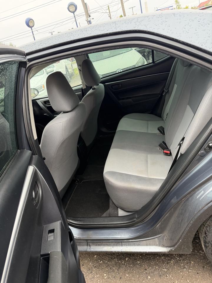 2016 Toyota Corolla LE Photo