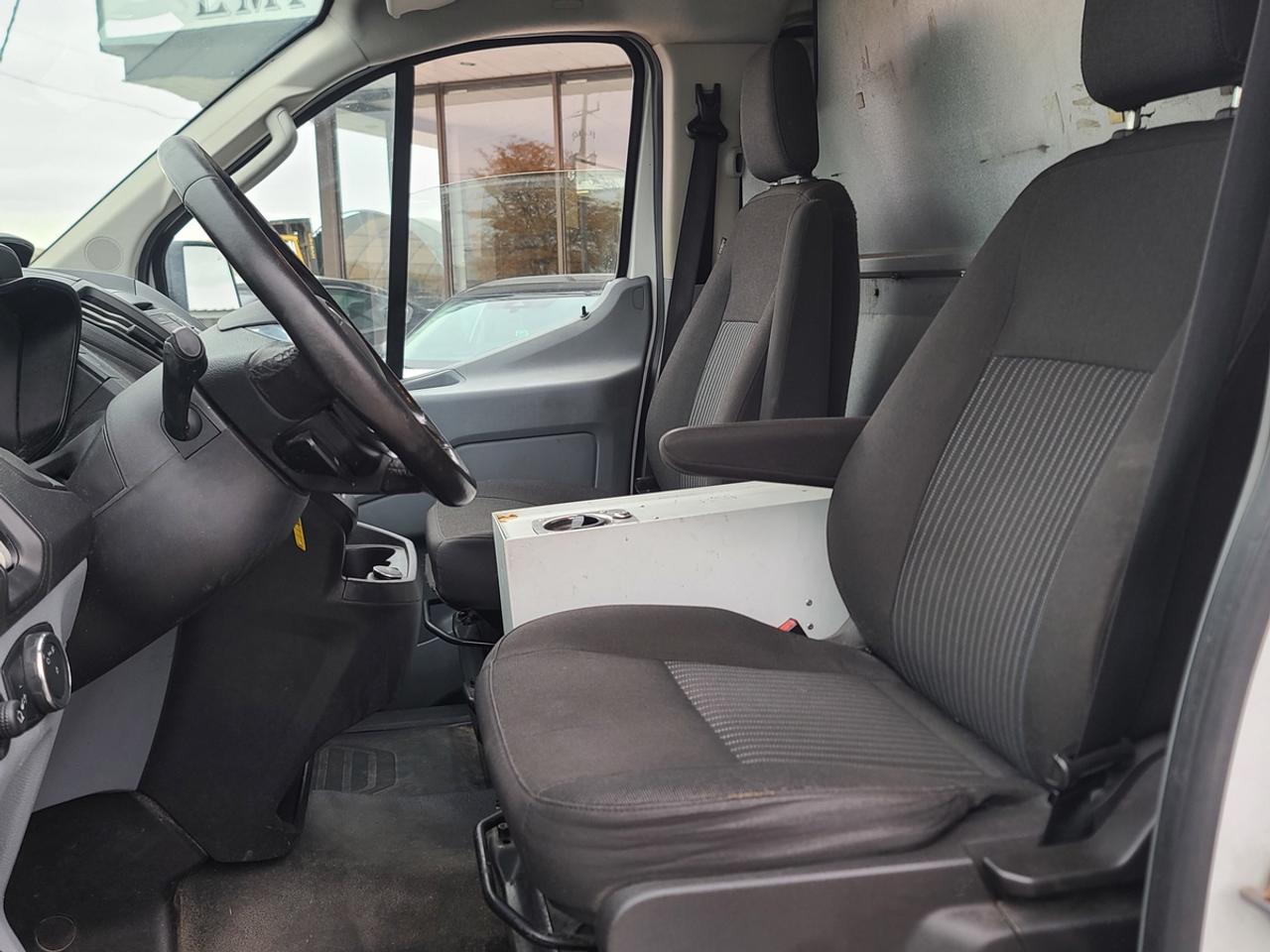 2017 Ford Transit 150 Base Photo