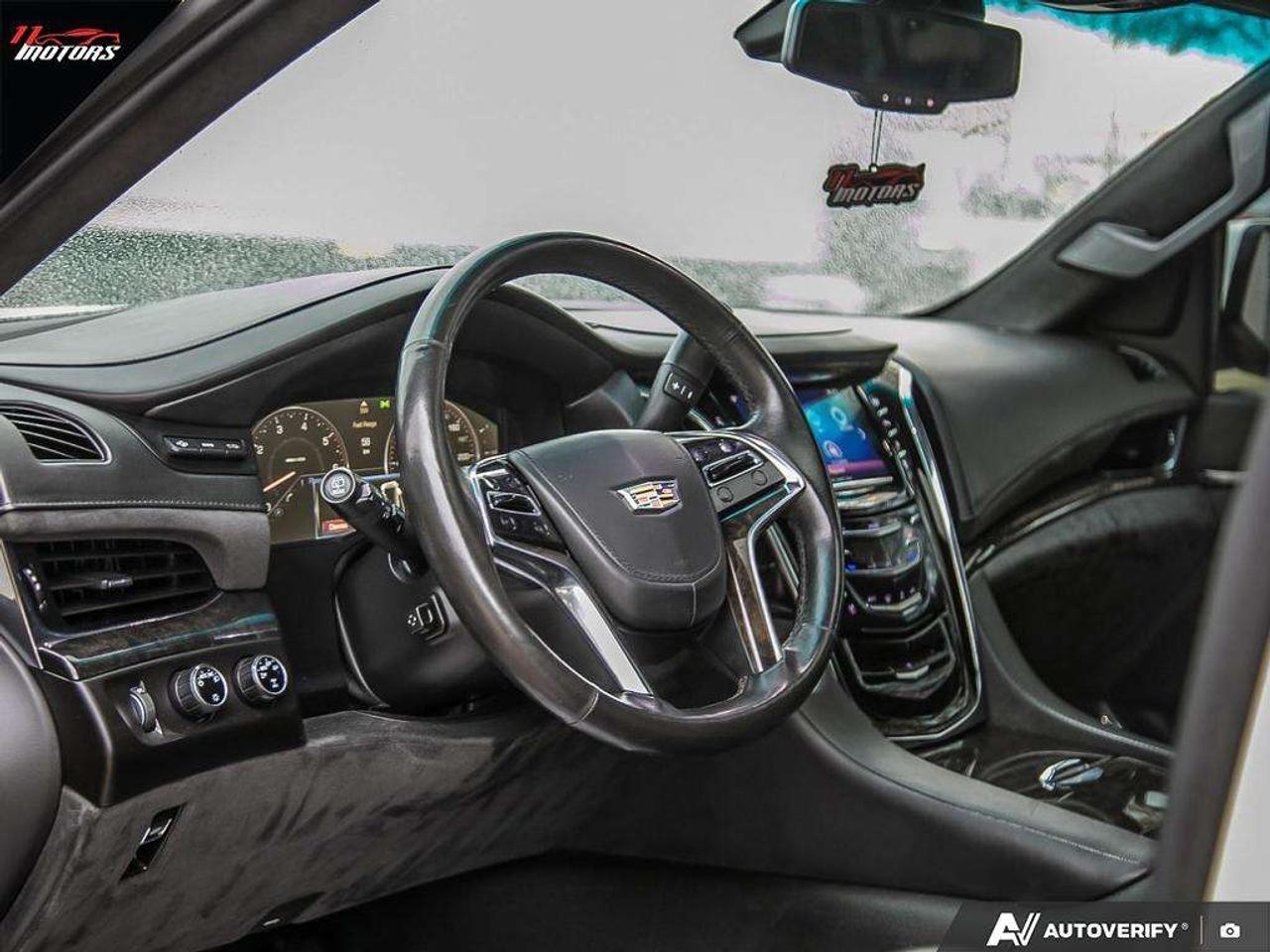 2015 Cadillac Escalade 4WD 4dr Platinum   LOADED Photo