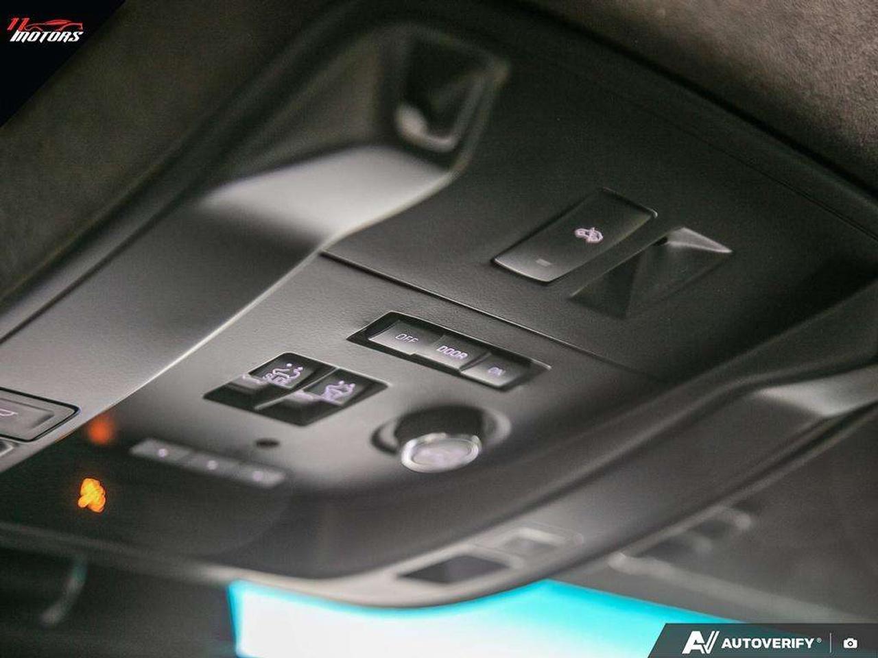 2015 Cadillac Escalade 4WD 4dr Platinum   LOADED Photo