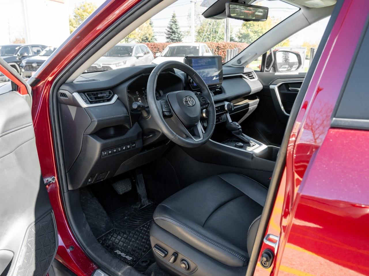 2023 Toyota RAV4 Hybrid Limited AWD Photo