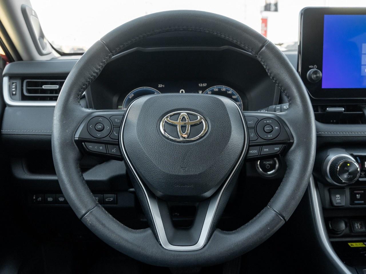 2023 Toyota RAV4 Hybrid Limited AWD Photo