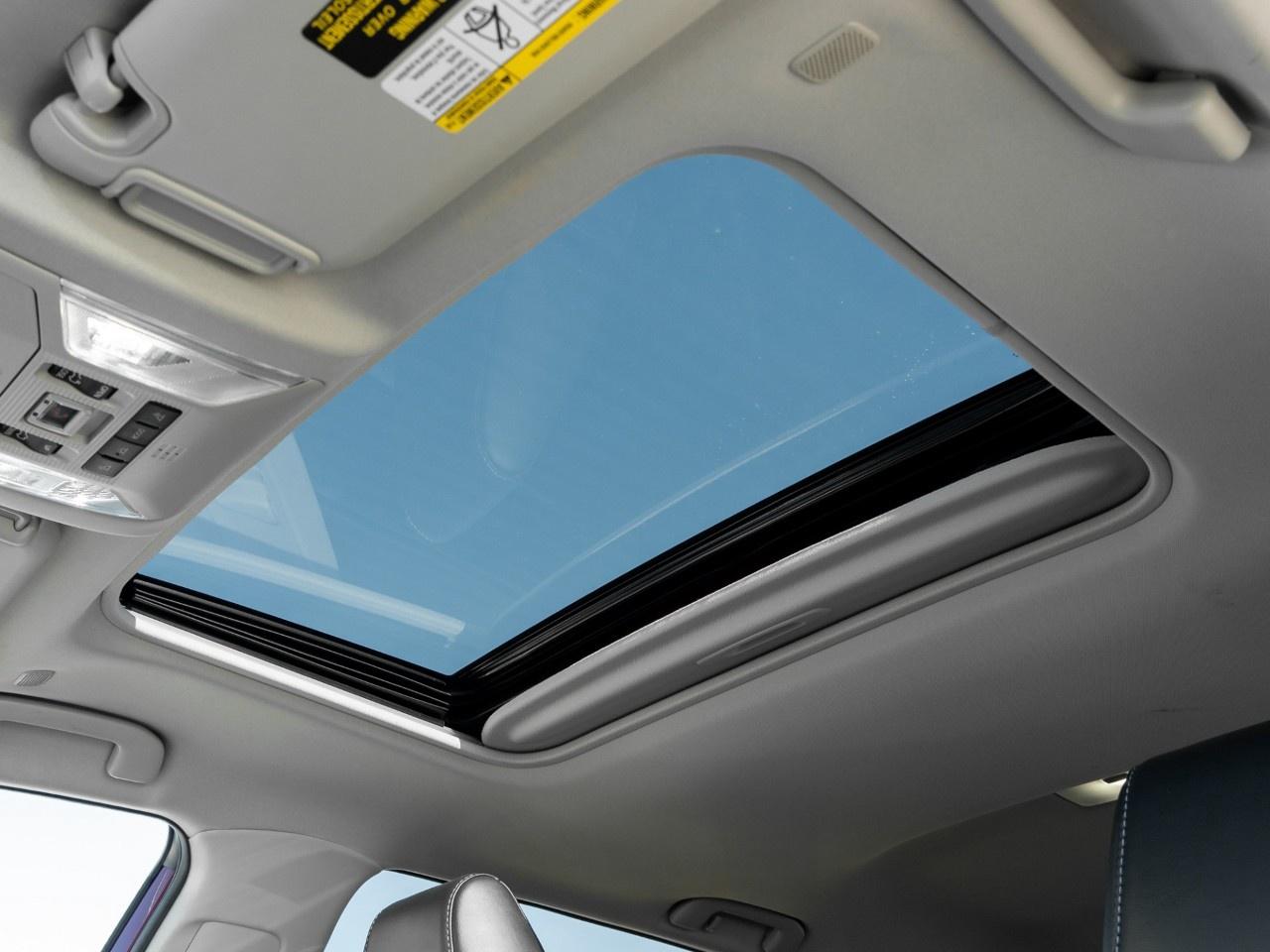 2023 Toyota RAV4 Hybrid Limited AWD Photo
