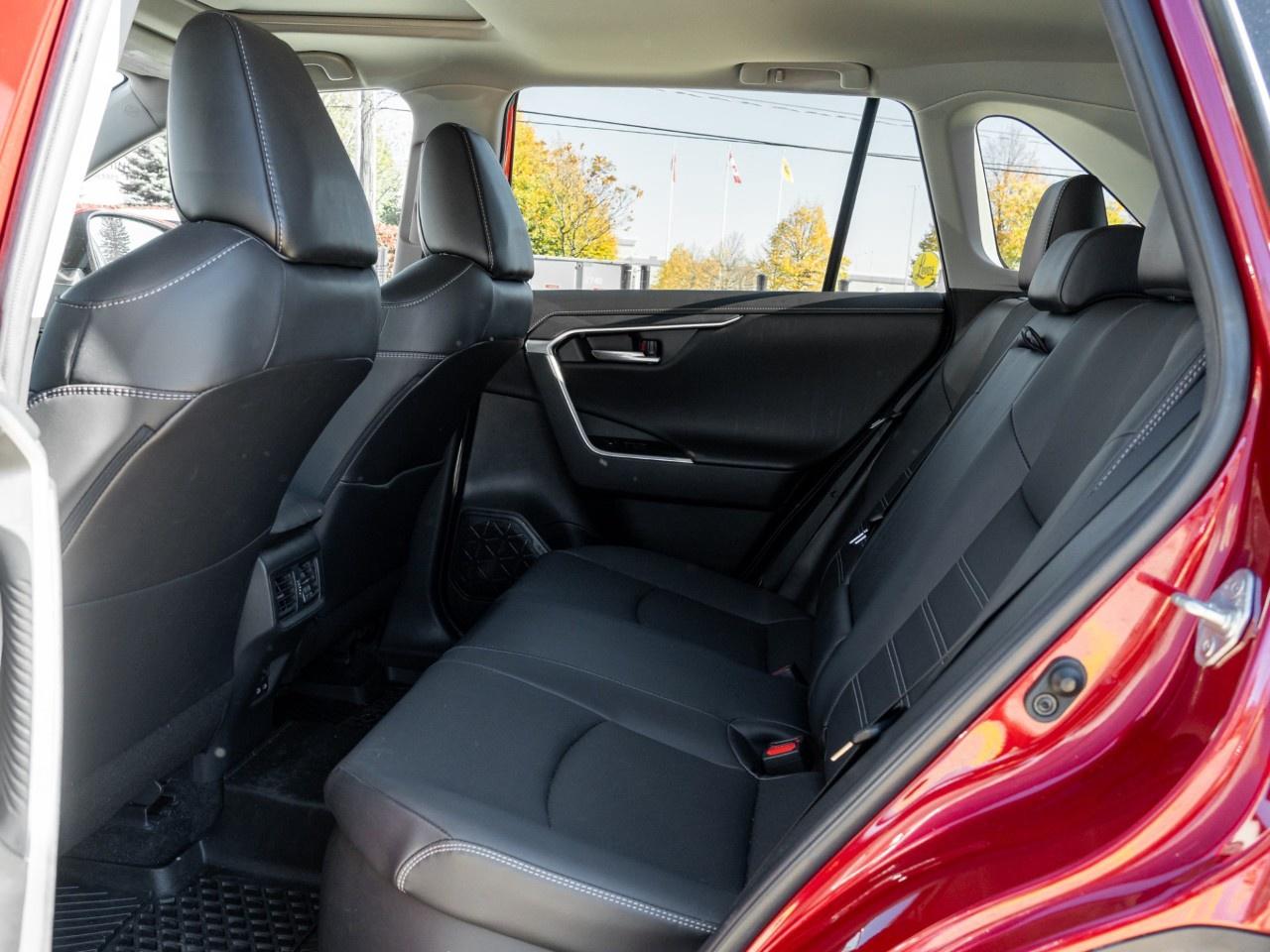 2023 Toyota RAV4 Hybrid Limited AWD Photo