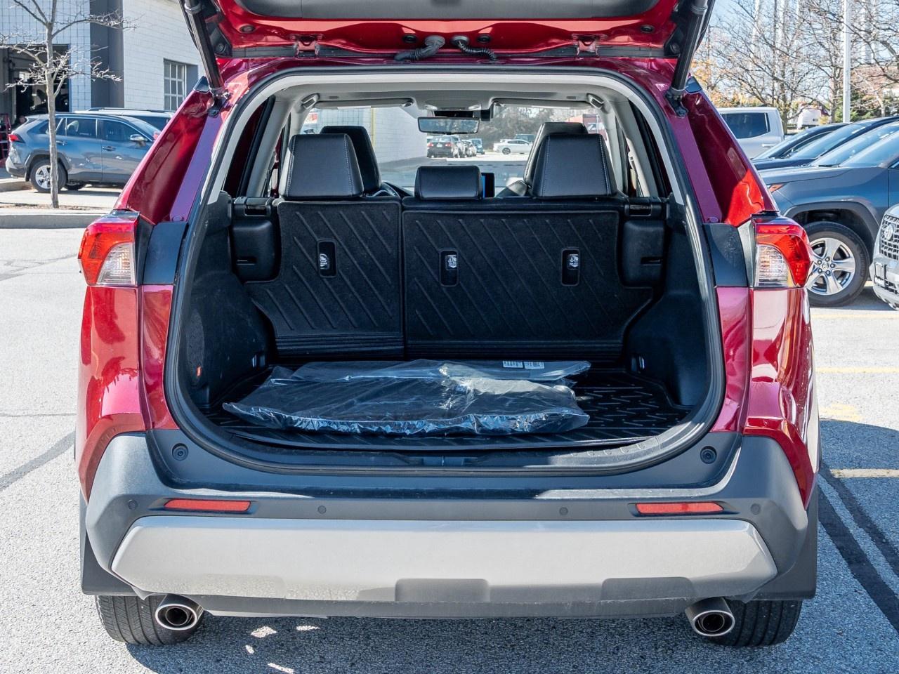 2023 Toyota RAV4 Hybrid Limited AWD Photo