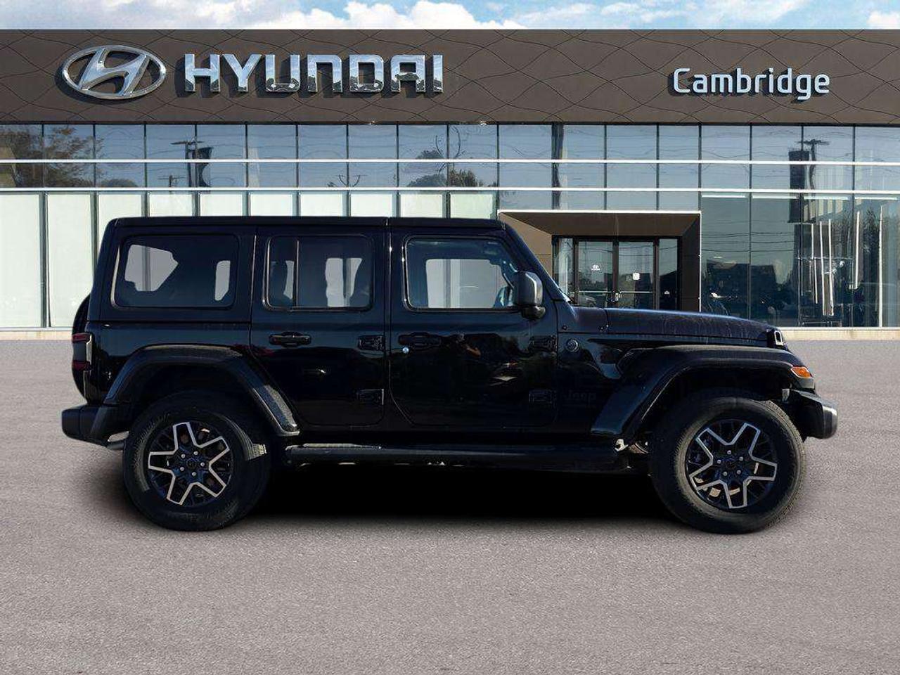 2026 Jeep Wrangler Sahara Photo