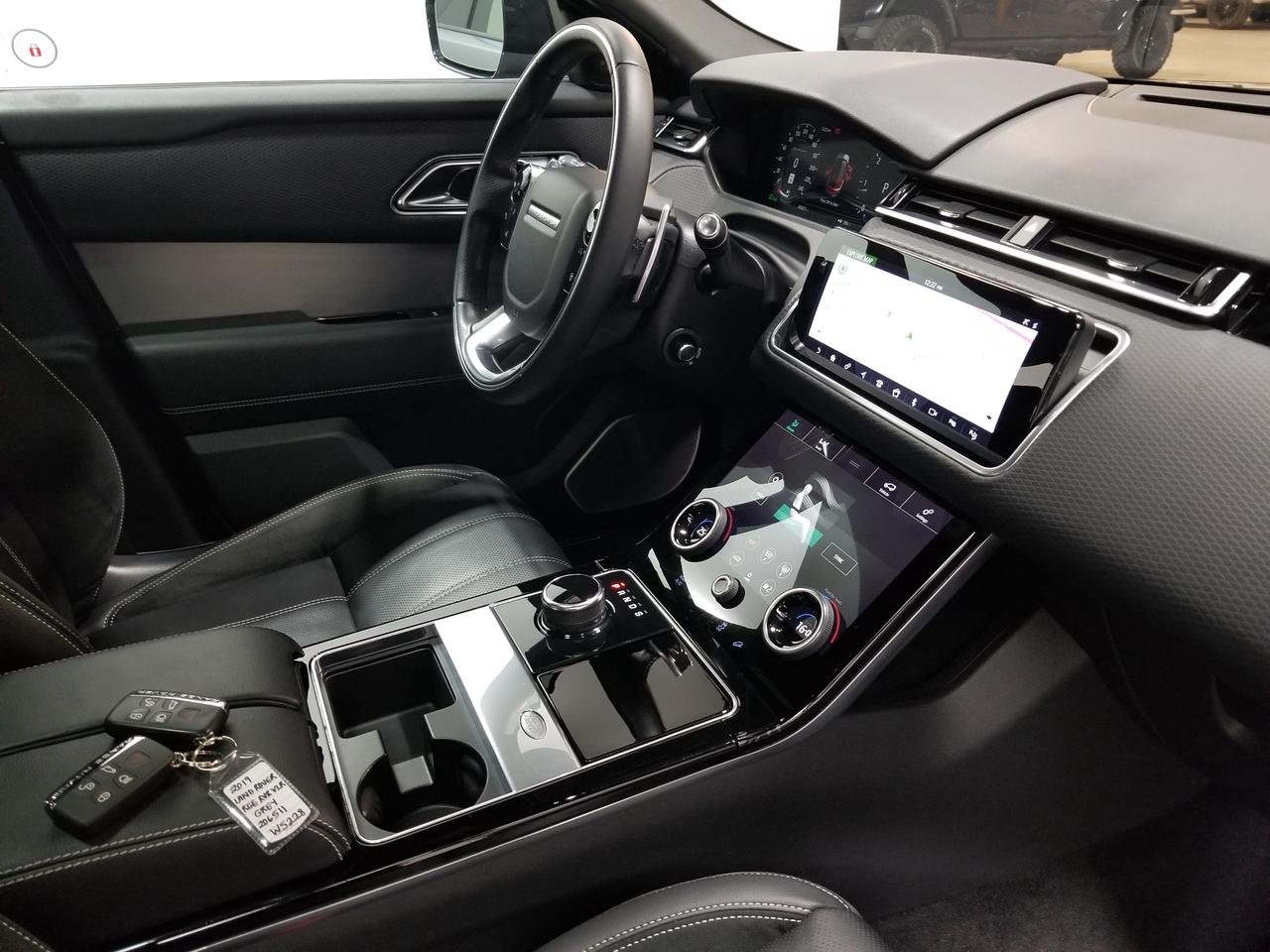 2019 Land Rover Range Rover Velar D180 SE R-Dynamic 4dr All-Wheel Drive Photo