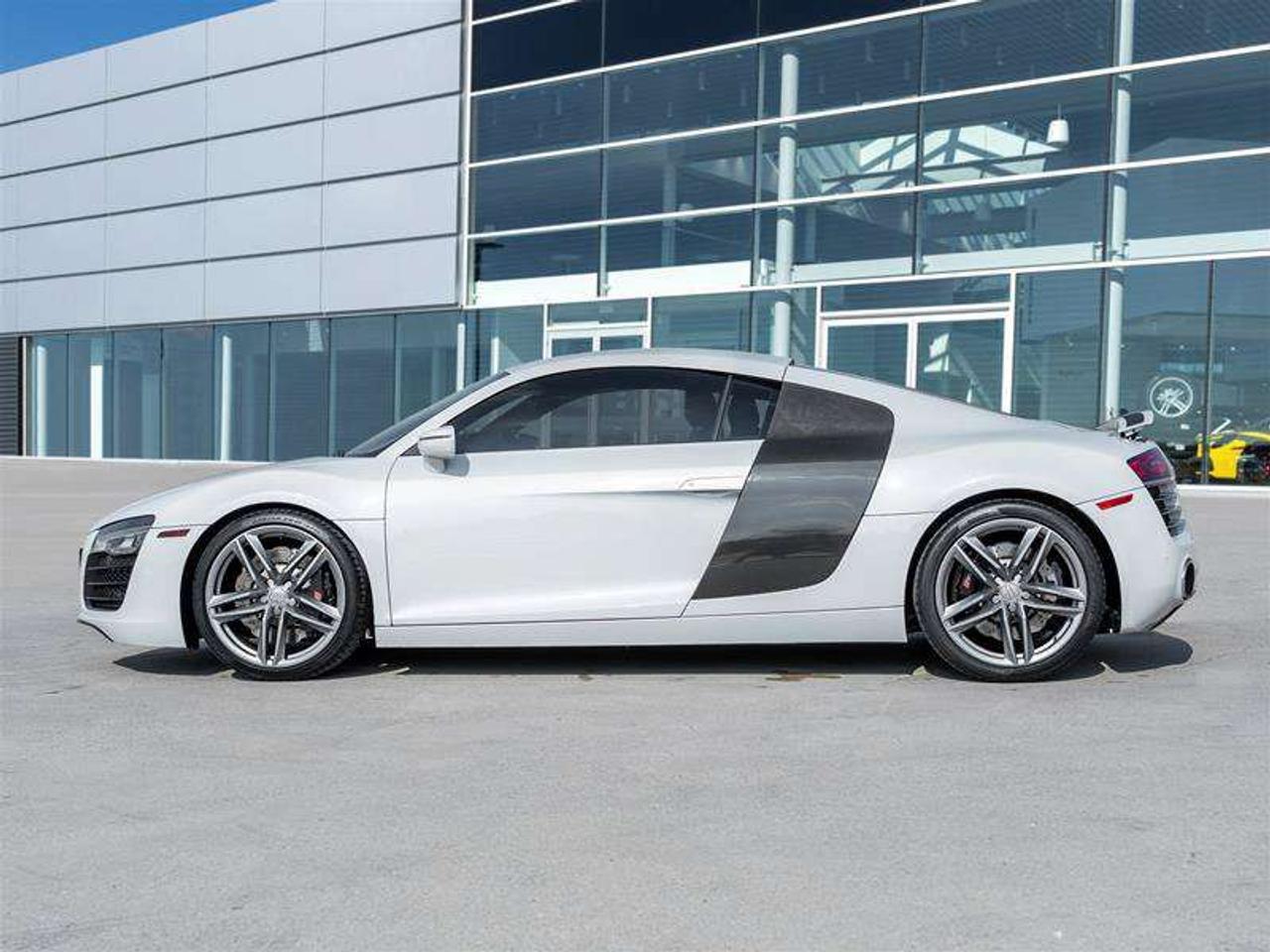 2014 Audi R8 V8 Navigation Pkg Fine Nappa Leather Pkg Carbon Side blade Photo