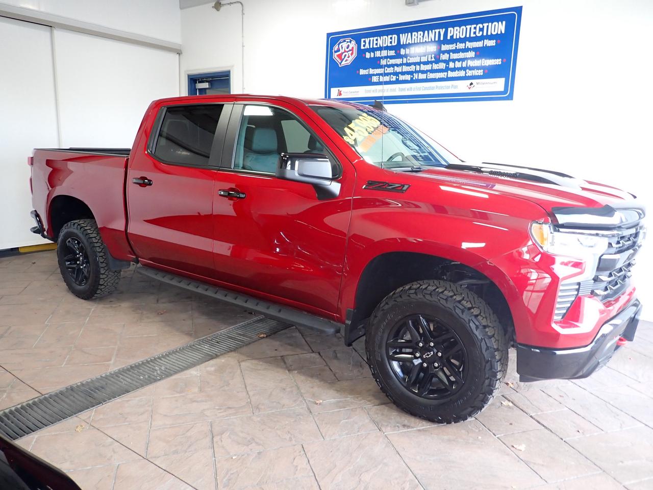 2024 Chevrolet Silverado 1500 LT Trail Boss 4WD CREW CAB *DIESEL* Photo