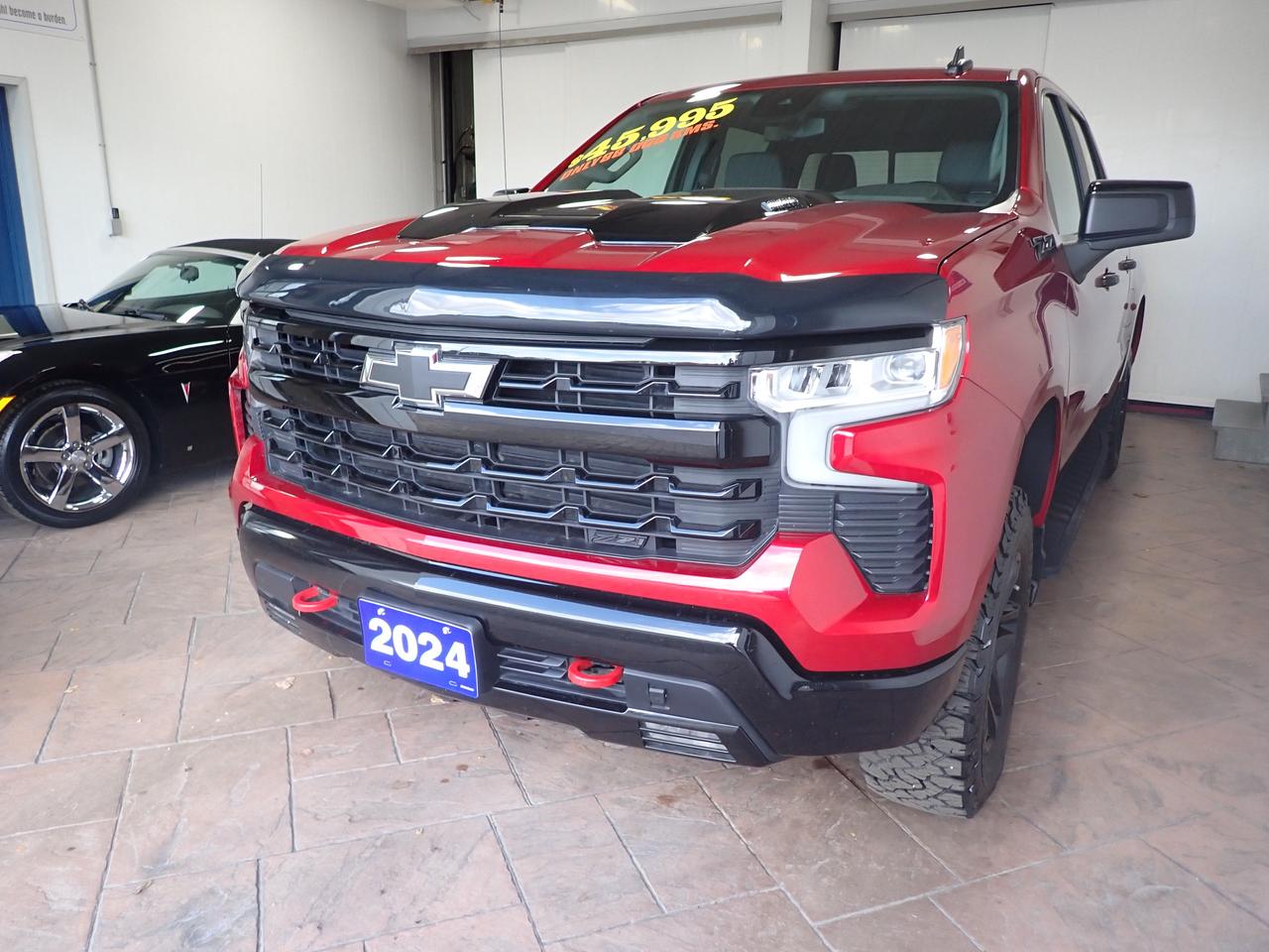2024 Chevrolet Silverado 1500 LT Trail Boss 4WD CREW CAB *DIESEL* Photo