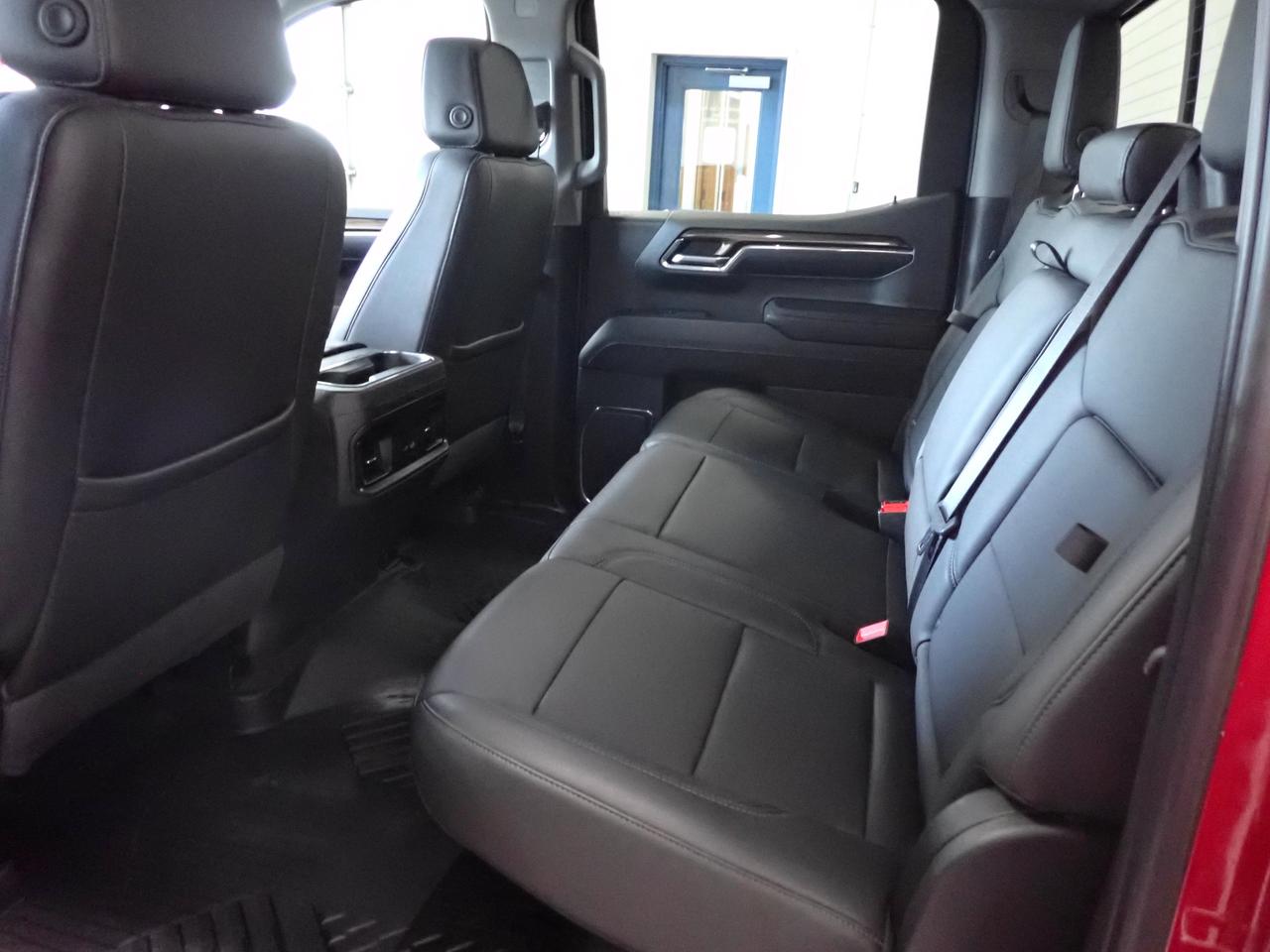 2024 Chevrolet Silverado 1500 LT Trail Boss 4WD CREW CAB *DIESEL* Photo