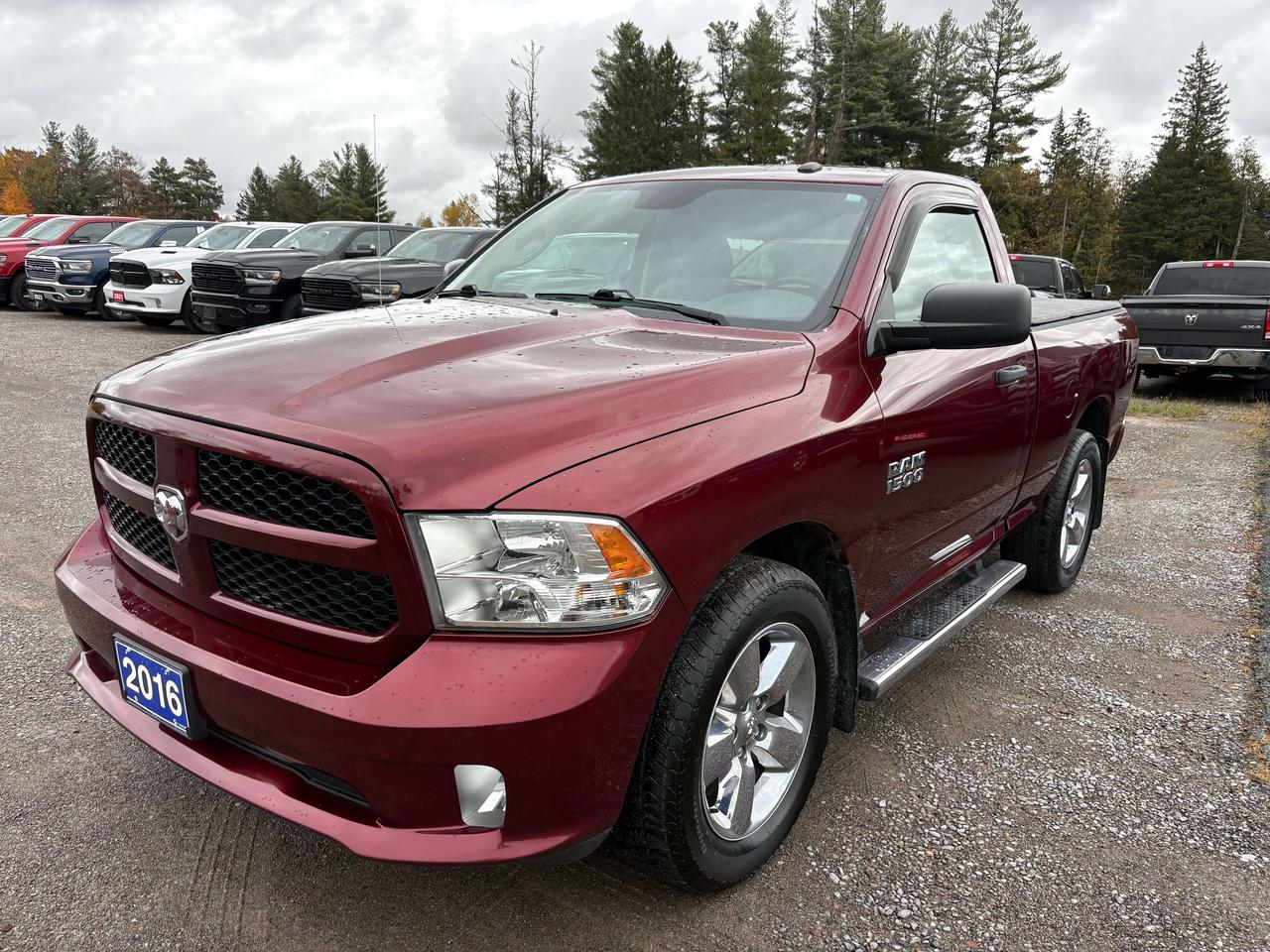 2016 RAM 1500 Express Photo0
