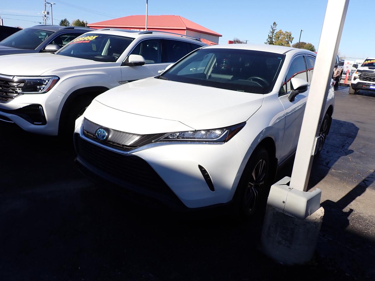 2023 Toyota Venza LE AWD *HYBRID* Photo