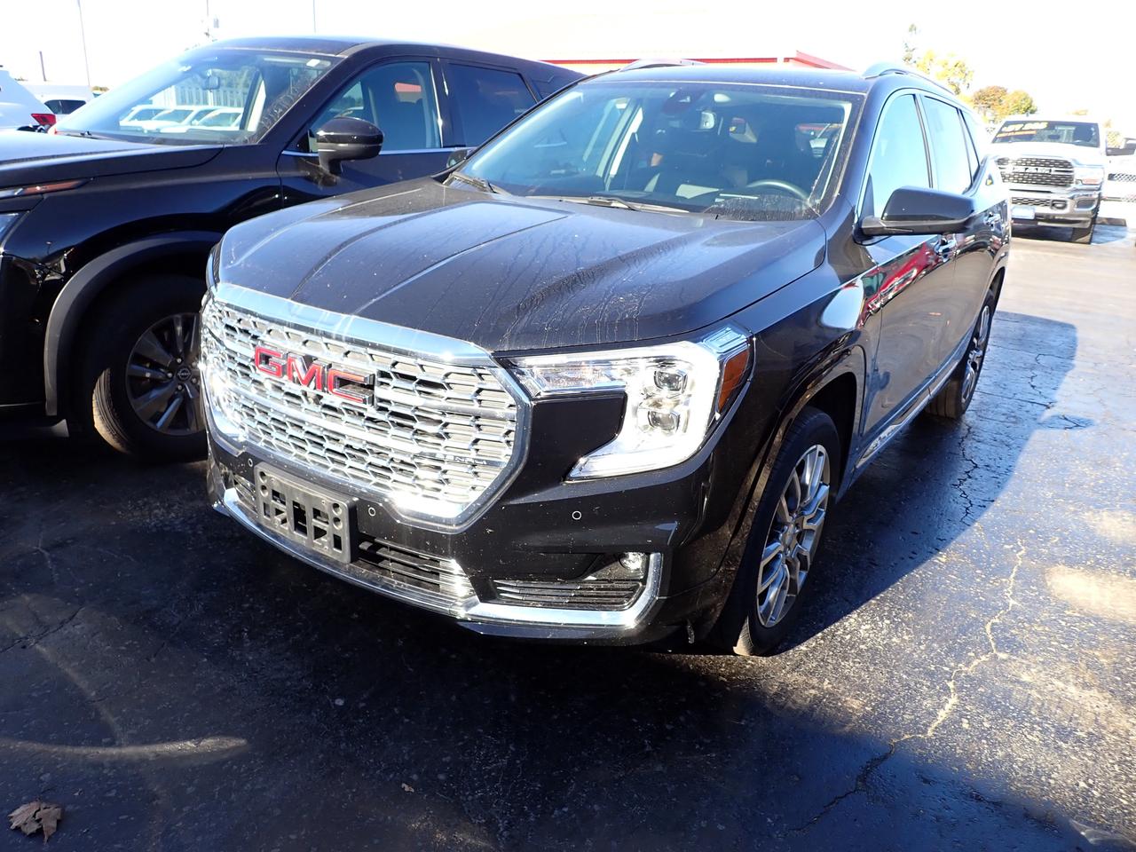2024 GMC Terrain Denali AWD 4DR Photo