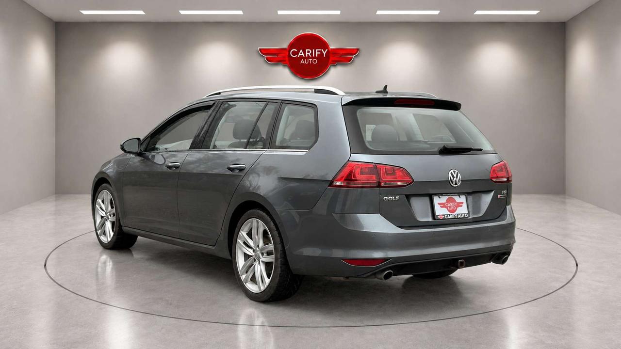 2017 Volkswagen Golf Highline   Certified   No Accident   Sunroof   Leather Photo