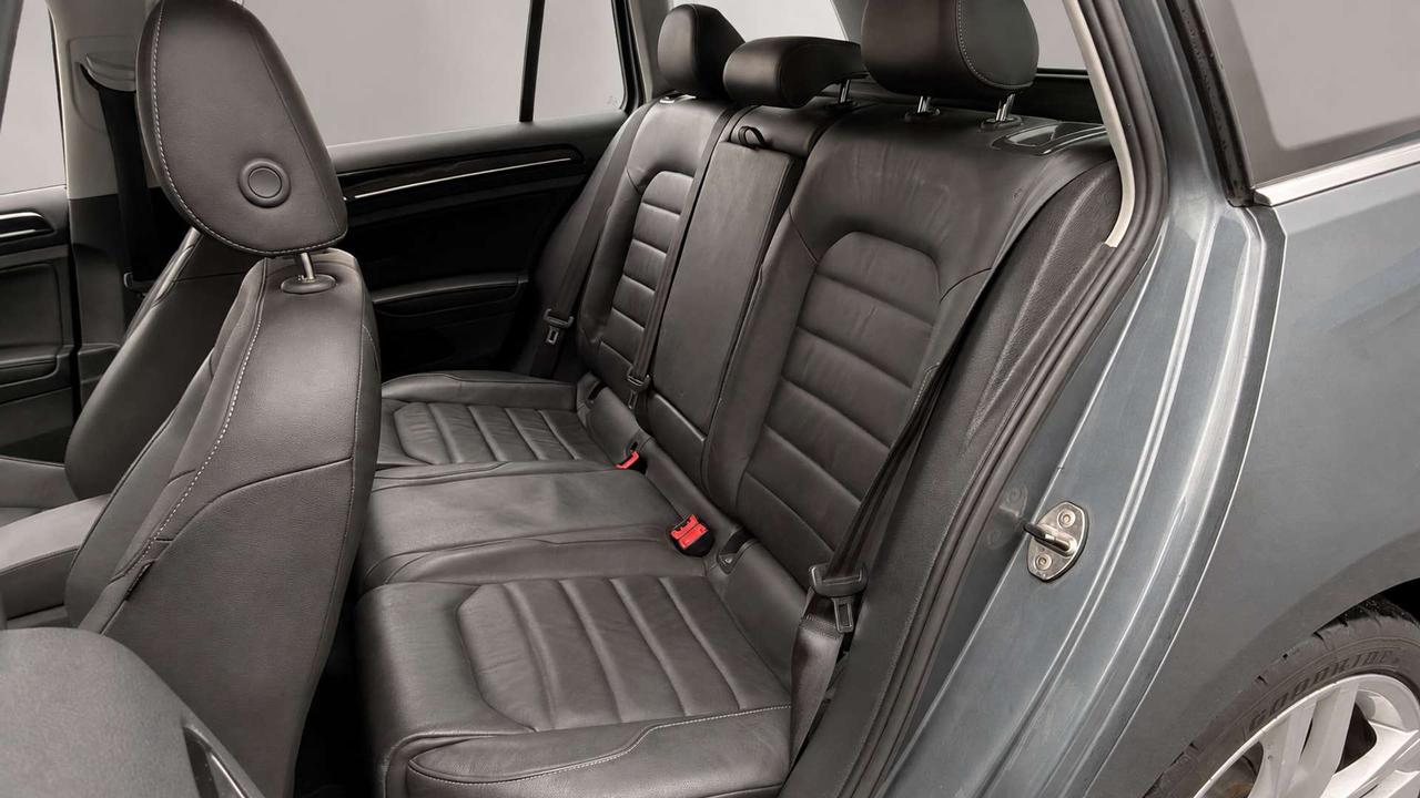 2017 Volkswagen Golf Highline   Certified   No Accident   Sunroof   Leather Photo