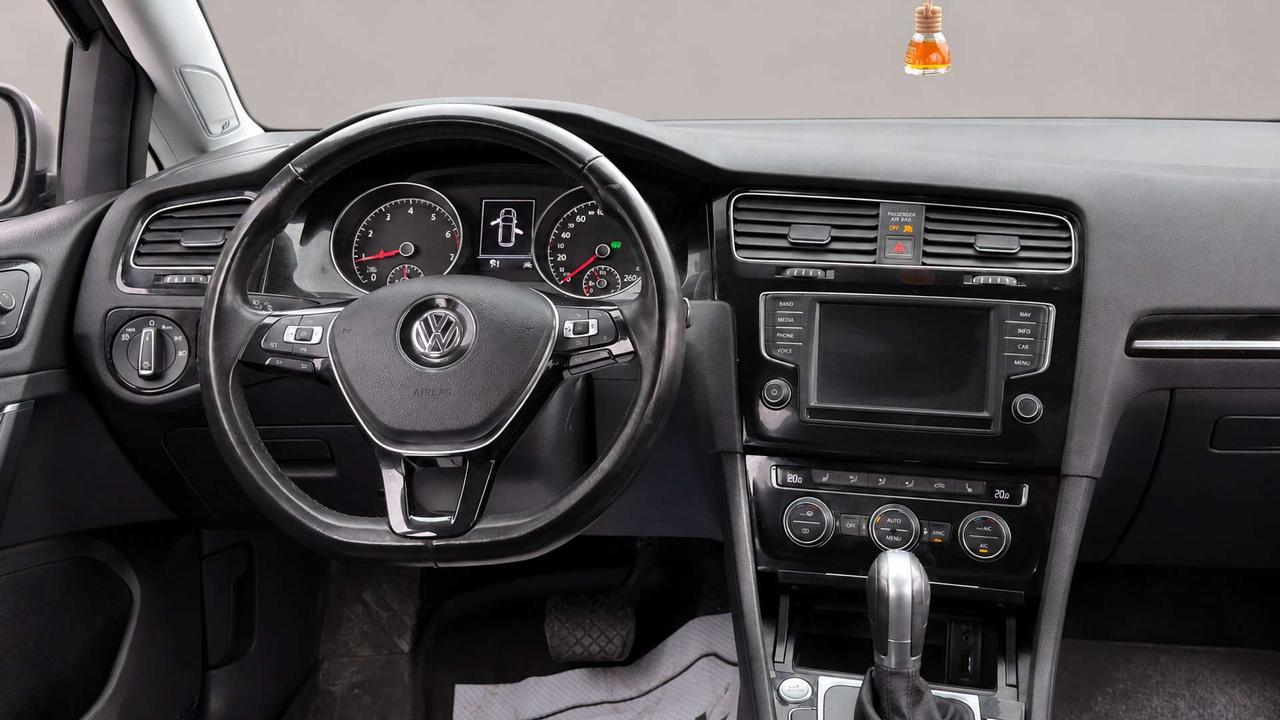 2017 Volkswagen Golf Highline   Certified   No Accident   Sunroof   Leather Photo