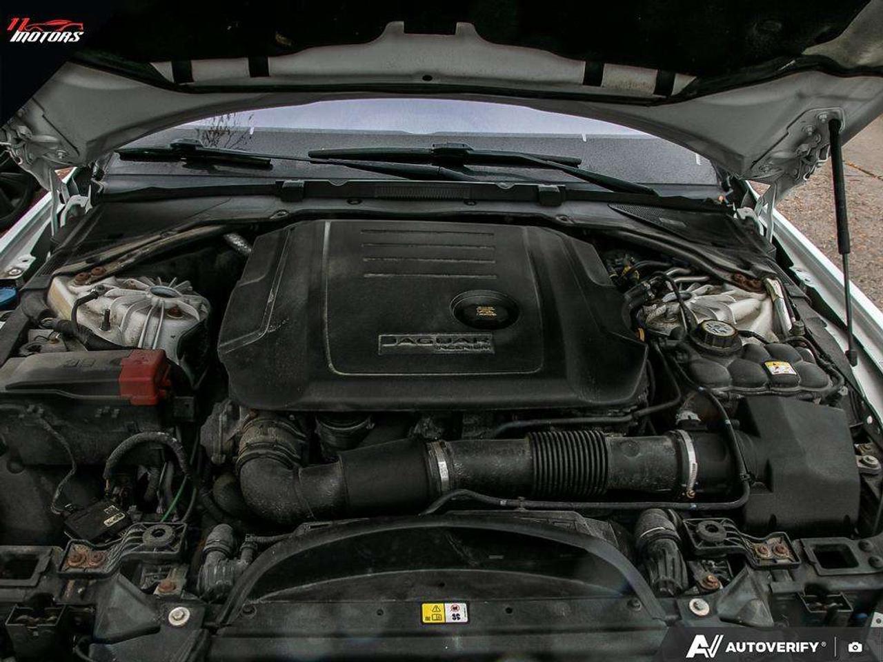 2018 Jaguar XE 20d AWD Prestige   LOADED Photo