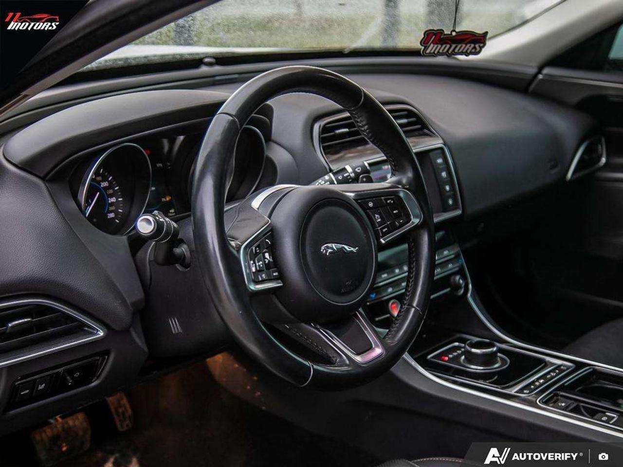 2018 Jaguar XE 20d AWD Prestige   LOADED Photo