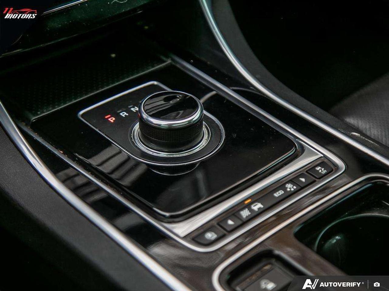 2018 Jaguar XE 20d AWD Prestige   LOADED Photo