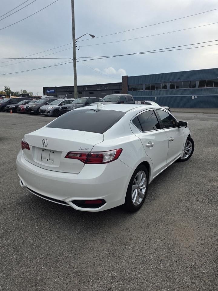 2016 Acura ILX PREMIUM Photo3
