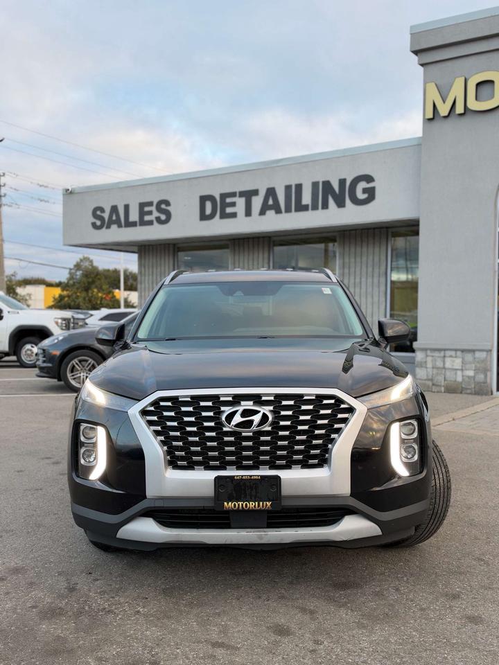 2020 Hyundai PALISADE Essential 8-Passenger AWD Photo