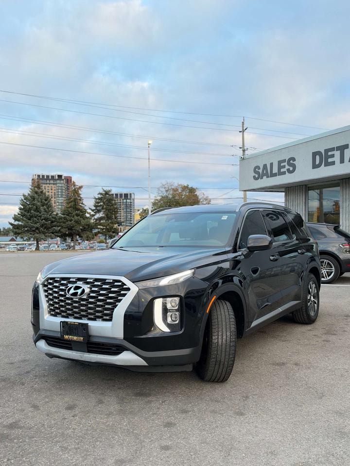 2020 Hyundai PALISADE Essential 8-Passenger AWD Photo