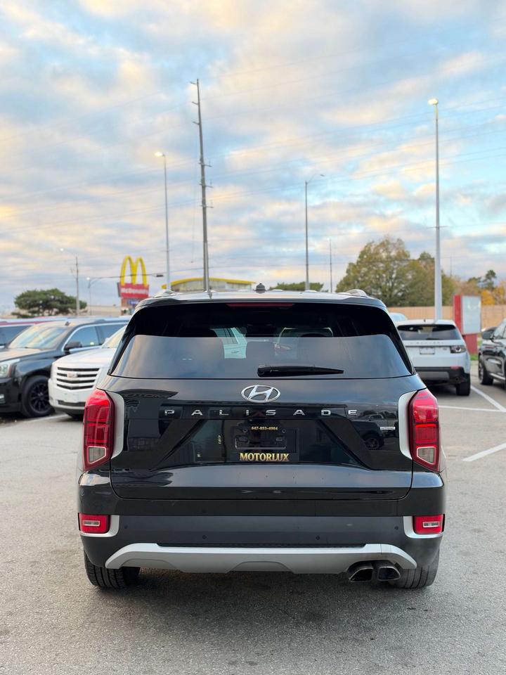 2020 Hyundai PALISADE Essential 8-Passenger AWD Photo