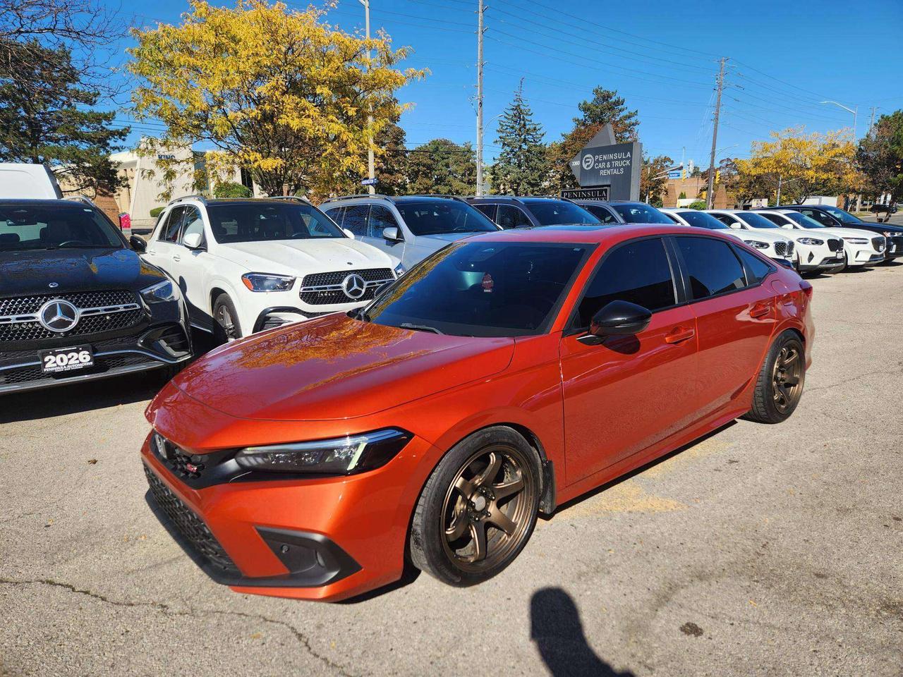 2022 Honda Civic SI, MANUAL, TWO SETS OF RIMS AND TIRES Photo
