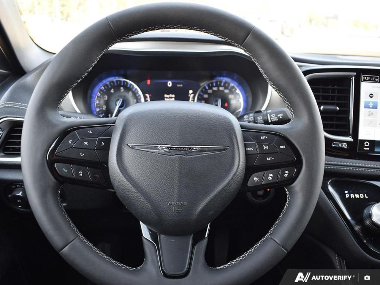 2024 Chrysler Pacifica Limited Front-Wheel Drive Passenger Van Photo