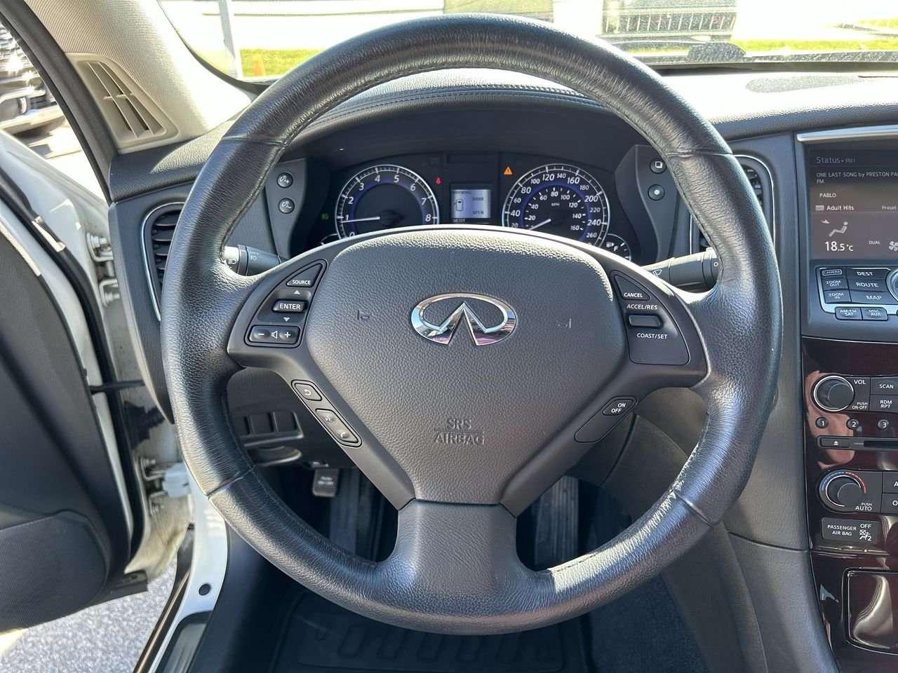 2014 Infiniti QX50 Luxury   One Owner Photo